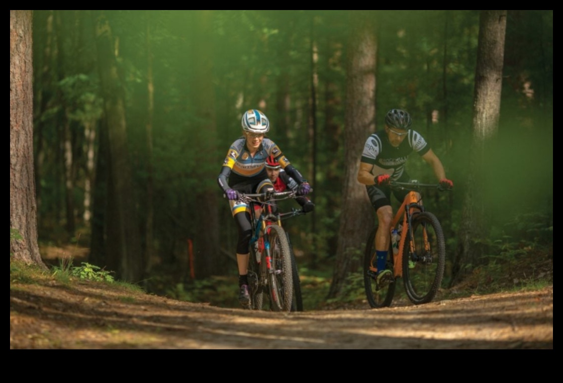 Beyond the Pavement Dirt Bike Adventures in Great Outdoors 3 Aiz ietves: piedzīvojumi ar velosipēdu lieliskā brīvā dabā