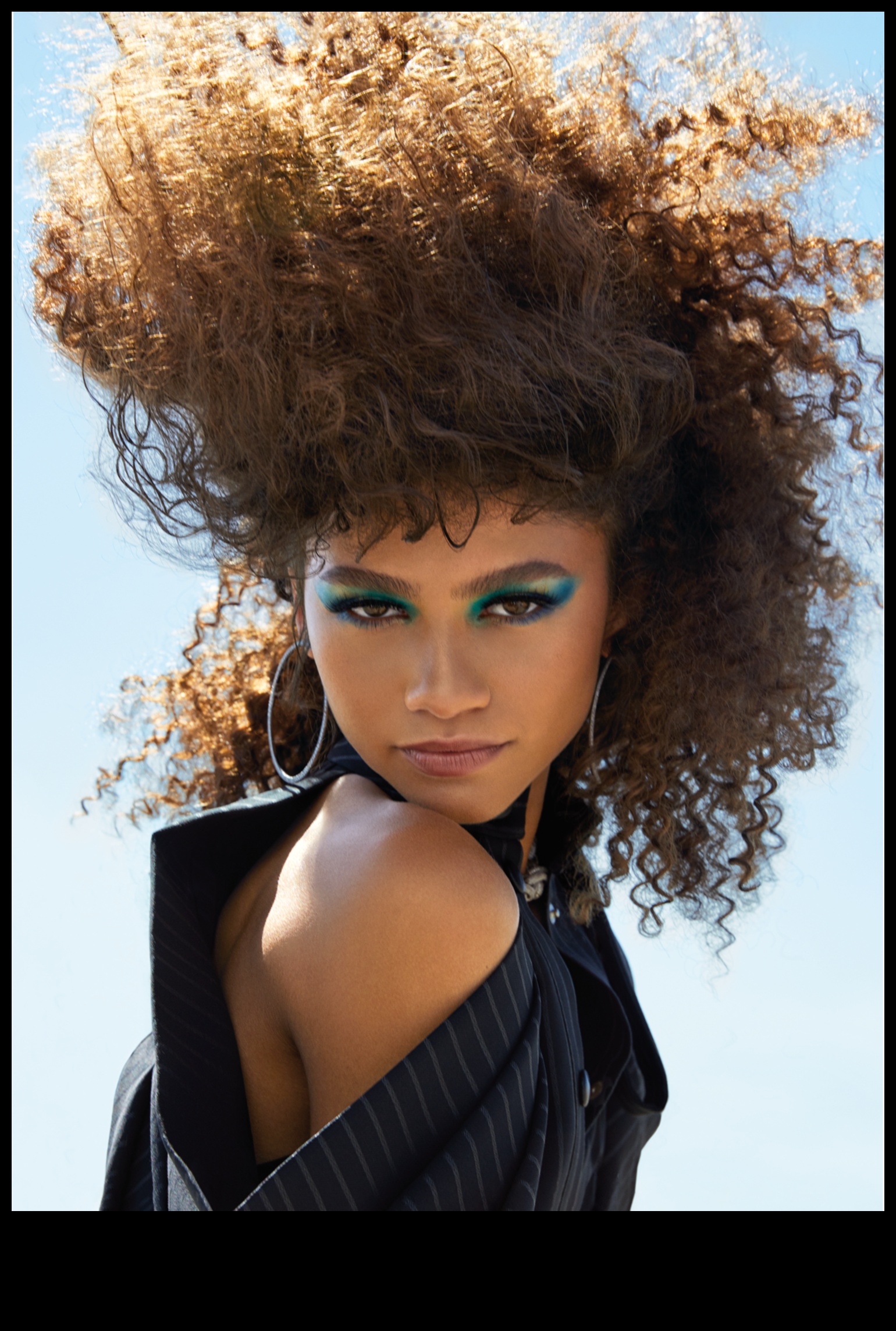 A-List Allure: Slavenību tērpi Iedvesmojoši modes cienītāji