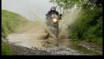 Aiz ietves: piedzīvojumi ar velosipēdu lieliskā brīvā dabā