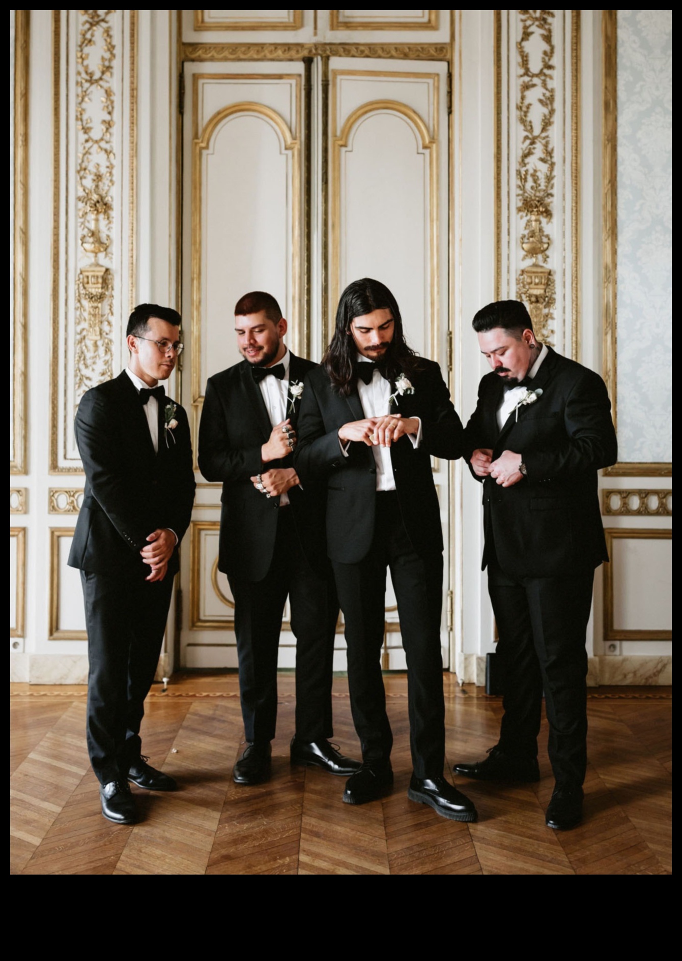 Šika elegance: līgavaiņa apģērba triumfs